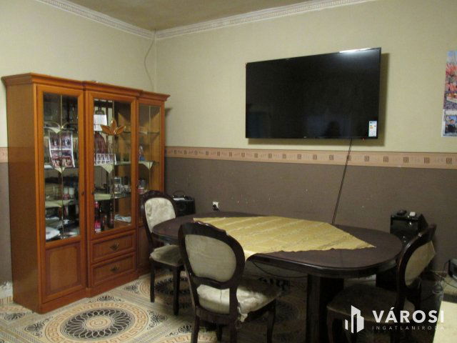 Eladó családi ház, Érsekvadkerten 14.4 M Ft, 4 szobás