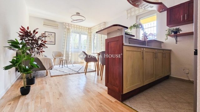 Eladó téglalakás, Budapesten, XIV. kerületben 99 M Ft, 3 szobás