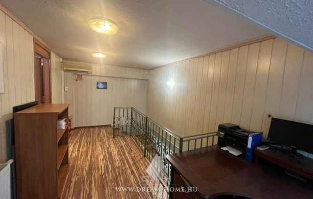 Eladó iroda, Kecskeméten 56 M Ft / költözzbe.hu