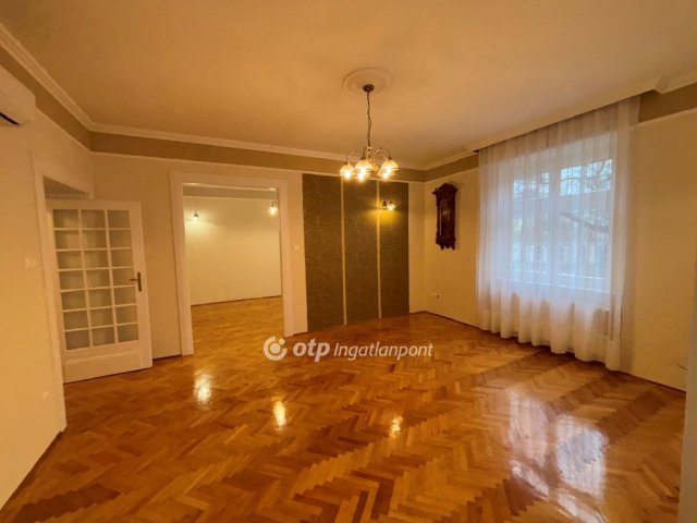 Kiadó téglalakás, albérlet, Békéscsabán 290 E Ft / hó