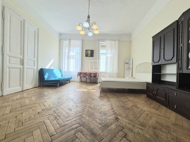 Kiadó téglalakás, albérlet, Budapesten, VI. kerületben