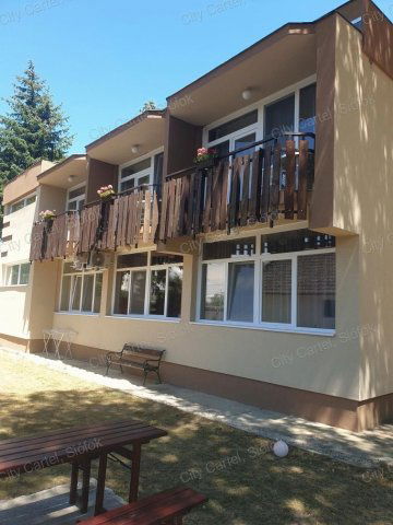 Eladó hotel, Balatonberényben 299 M Ft, 11 szobás