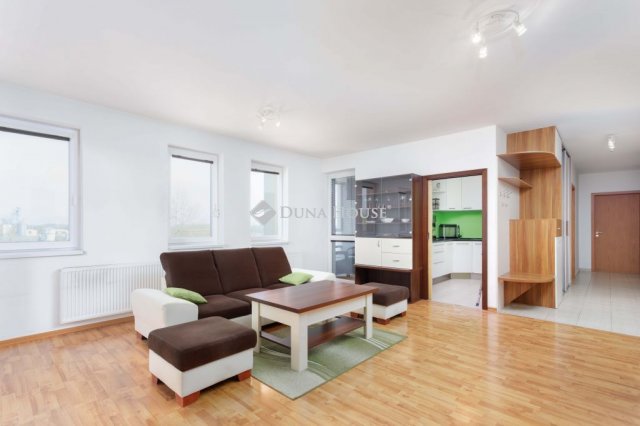 Eladó téglalakás, Rajkán 56.084 M Ft, 2 szobás