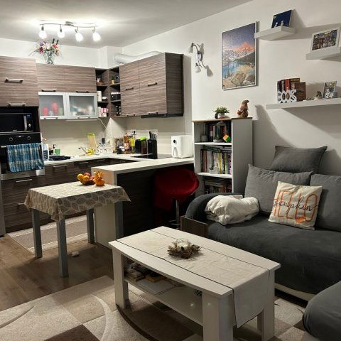 Eladó téglalakás, Nyíregyházán 58 M Ft, 2+1 szobás