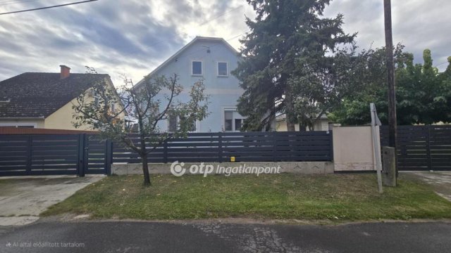 Eladó családi ház, Nádudvaron 69.9 M Ft, 4 szobás