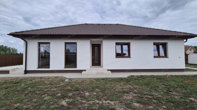 Eladó családi ház, Békéscsabán, Omaszta utcában 107 M Ft