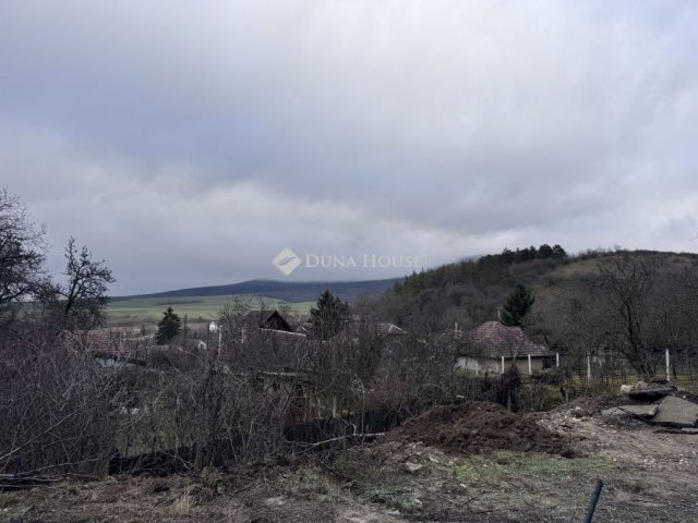 Eladó családi ház, Nagybörzsönyön 149.9 M Ft, 3 szobás