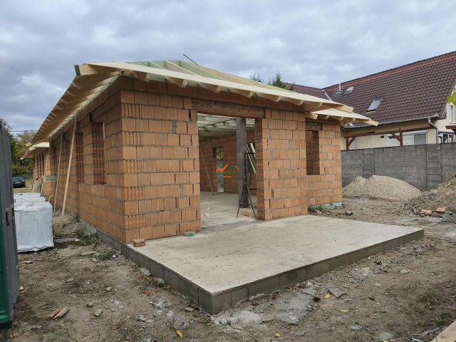 Eladó ikerház, Taksonyon 91 M Ft, 4 szobás / költözzbe.hu