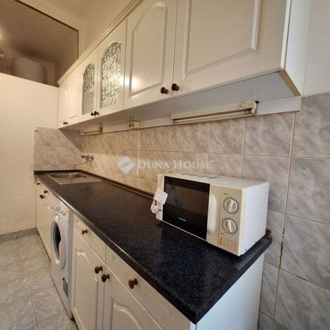 Eladó téglalakás, Budapesten, VIII. kerületben 57 M Ft, 2 szobás