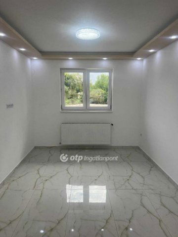 Eladó családi ház, Tápiószelén 44.9 M Ft, 3 szobás