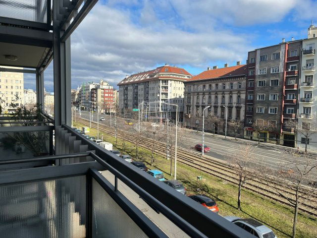 Eladó téglalakás, Budapesten, IX. kerületben 146 M Ft, 3 szobás