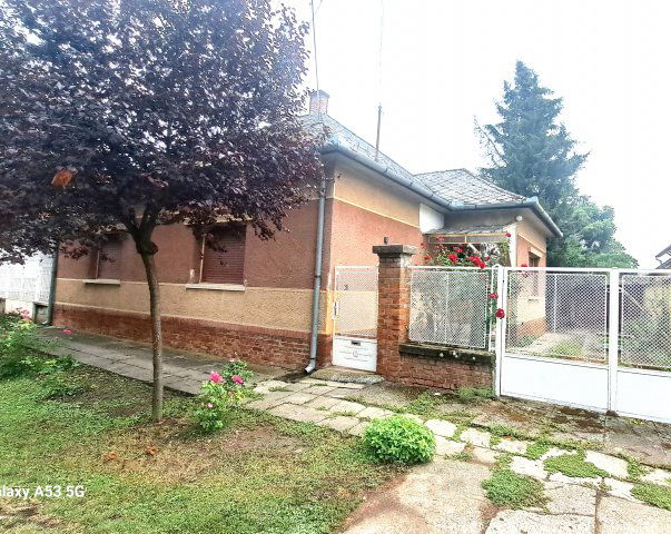 Eladó családi ház, Gyulán 46.9 M Ft, 3 szobás