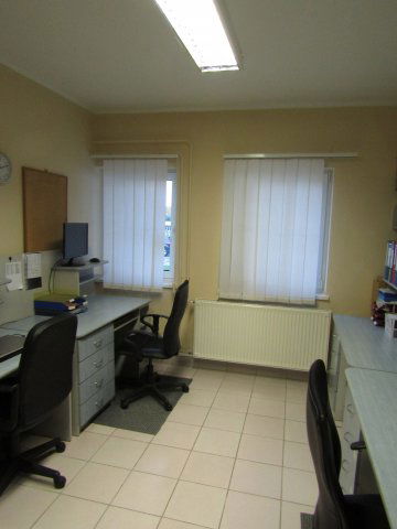 Kiadó iroda, Egerben 260 E Ft / hó, 5 szobás