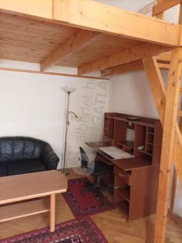 Kiadó téglalakás, albérlet, VII. kerületben, Garay utcában