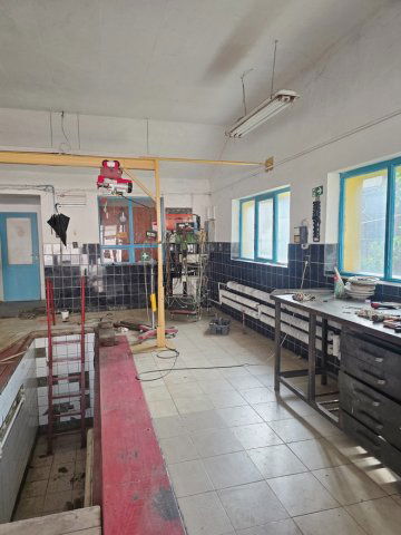 Kiadó ipari ingatlan, Debrecenben 300 E Ft / hó, 3 szobás