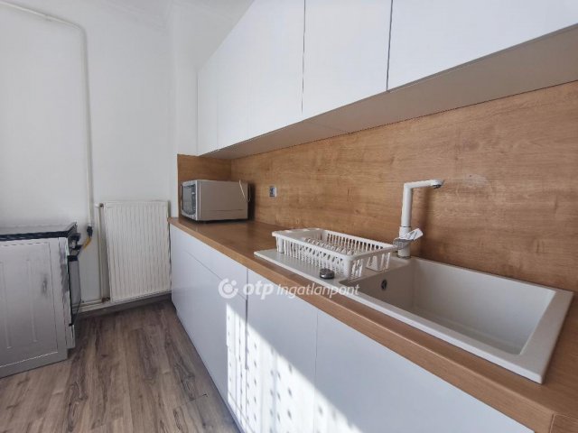 Kiadó téglalakás, albérlet, Nagykanizsán 140 E Ft / hó