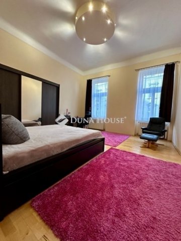 Eladó téglalakás, Budapesten, VII. kerületben 104.9 M Ft