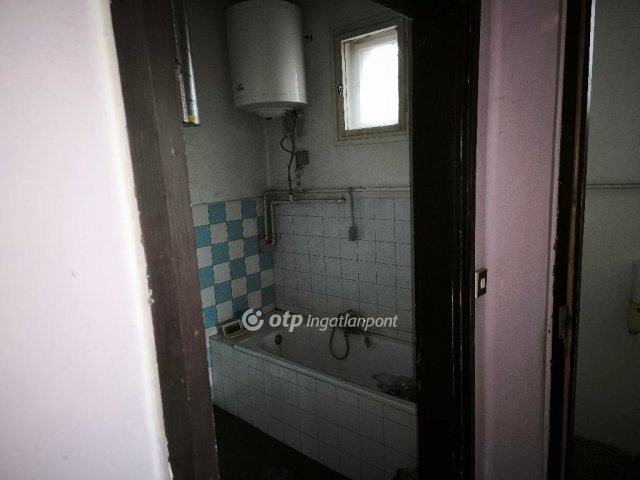 Eladó családi ház, Gyomaendrődön 14 M Ft, 2 szobás