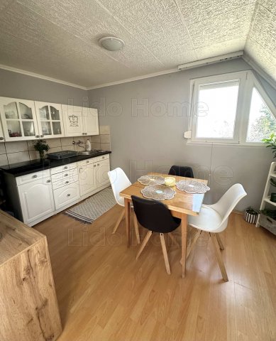 Eladó családi ház, Balatonlelleén 99 M Ft, 6 szobás