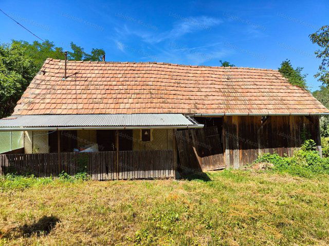 Eladó nyaraló, Marcaliban 7 M Ft, 1 szobás / költözzbe.hu