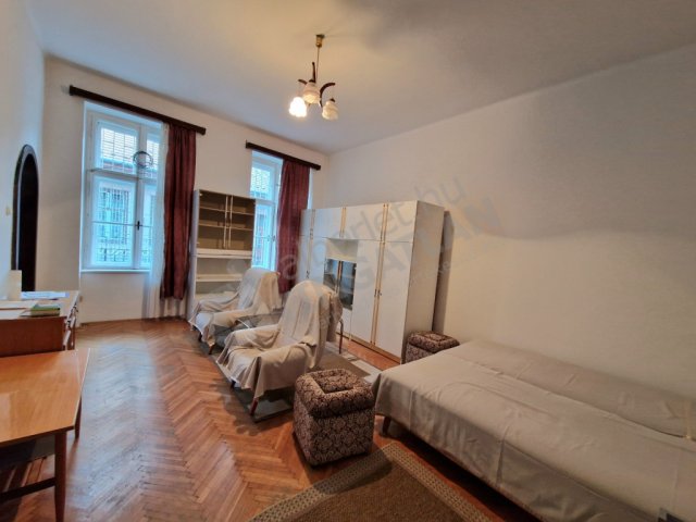 Kiadó téglalakás, albérlet, IX. kerületben, Lónyay utcában