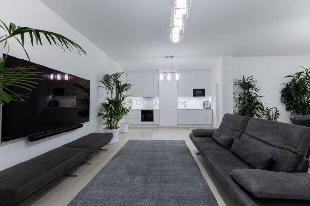 Eladó téglalakás, Budapesten, XIX. kerületben 152 M Ft, 3 szobás