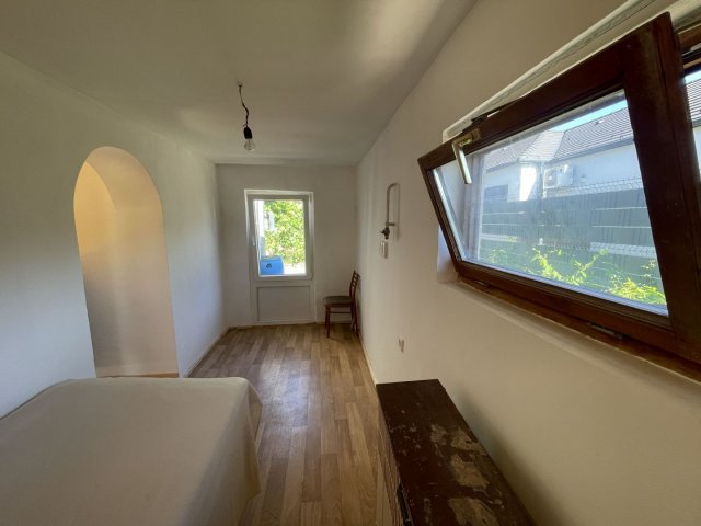 Kiadó családi ház, albérlet, Debrecenben 240 E Ft / hó