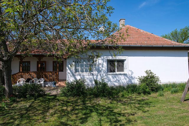 Eladó családi ház, Sarudon 24.9 M Ft, 3 szobás