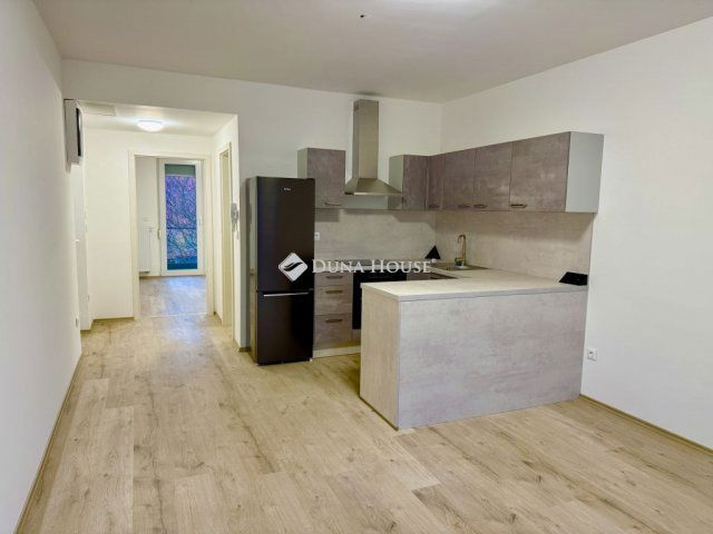 Kiadó téglalakás, albérlet, Szombathelyen 180 E Ft / hó