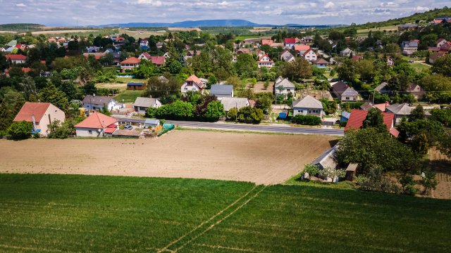 Eladó telek, Szomoron 29.9 M Ft / költözzbe.hu