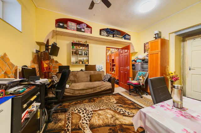 Eladó családi ház, Vecsésen 43.9 M Ft, 2 szobás