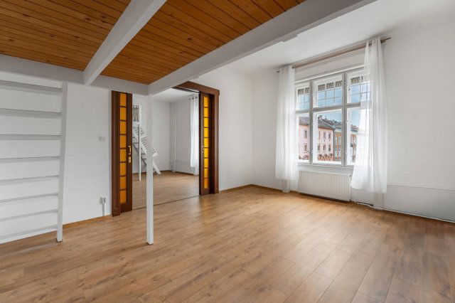 Eladó téglalakás, Budapesten, VII. kerületben 84.9 M Ft