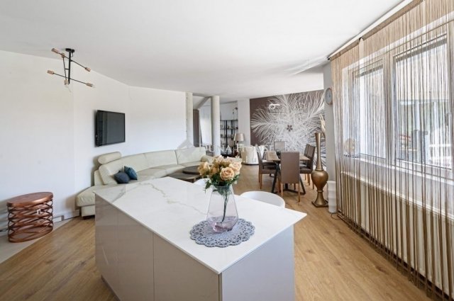 Eladó ikerház, Pécelen 139.9 M Ft, 6 szobás