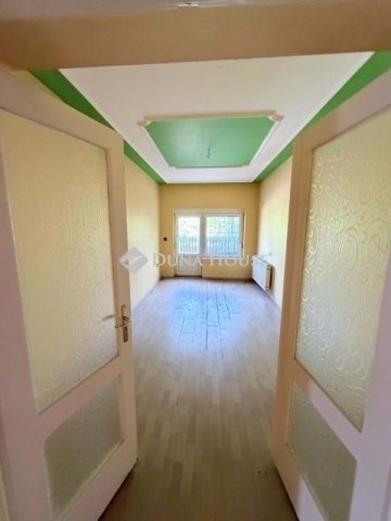Eladó családi ház, Monoron 94 M Ft, 5 szobás
