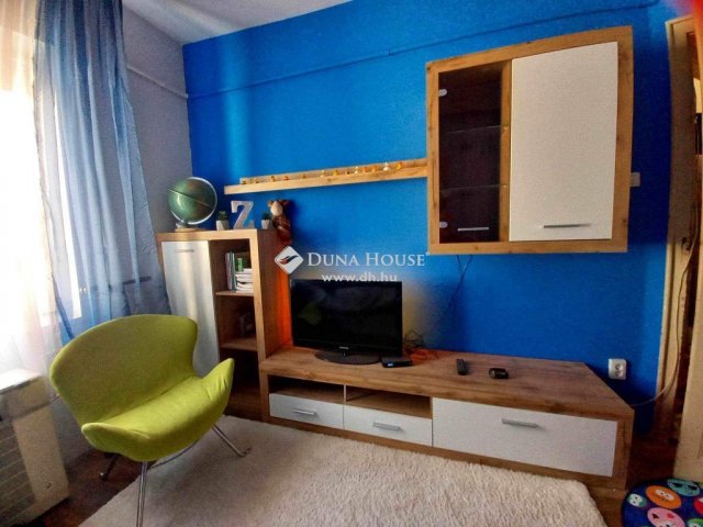 Eladó családi ház, Debrecenben 75 M Ft, 4 szobás
