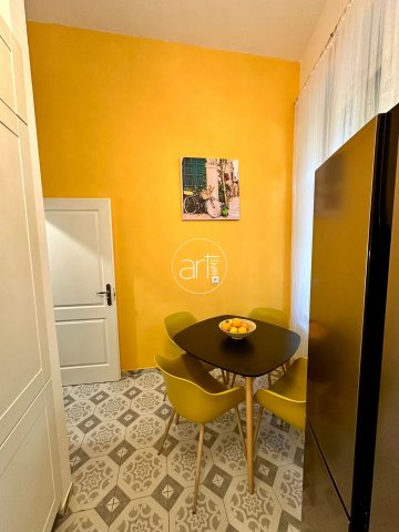 Kiadó téglalakás, albérlet, Szegeden 519 E Ft / hó, 3 szobás