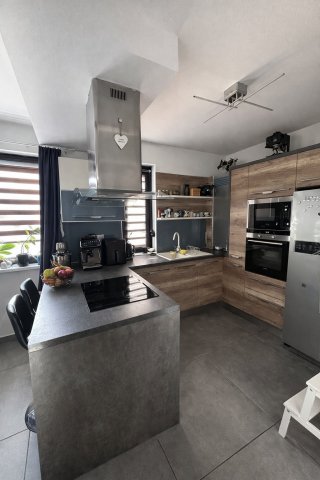 Eladó téglalakás, Szombathelyen 119.9 M Ft, 2+3 szobás