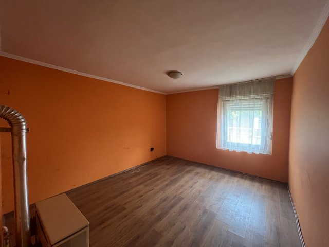 Eladó családi ház, Albertirsán 24.99 M Ft, 1 szobás