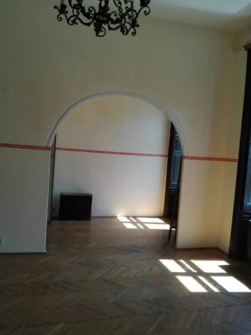 Eladó téglalakás, Budapesten, VIII. kerületben, Kálvin téren