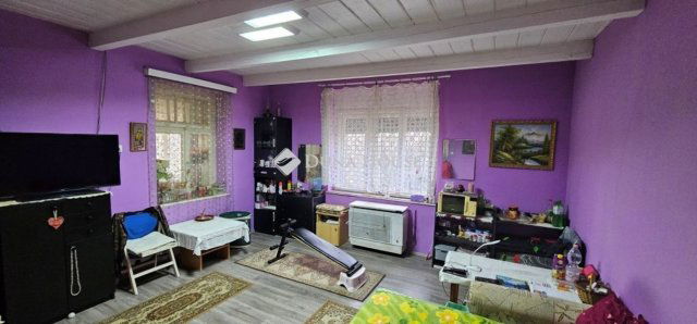 Eladó családi ház, Tápiószecsőn 38.5 M Ft, 3 szobás