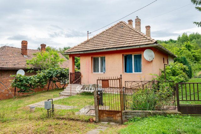 Eladó családi ház, Miskolcon 23 M Ft, 2+1 szobás