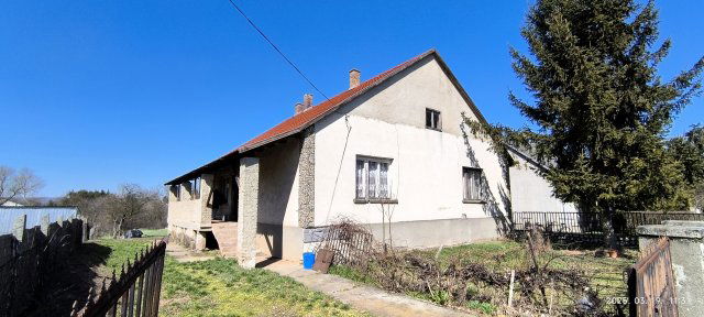 Eladó családi ház, Halmajon 12.5 M Ft, 5 szobás