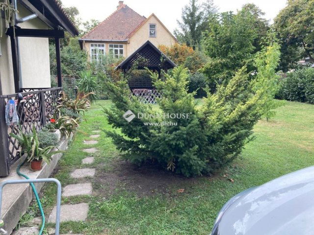 Eladó családi ház, Budapesten, III. kerületben 399 M Ft