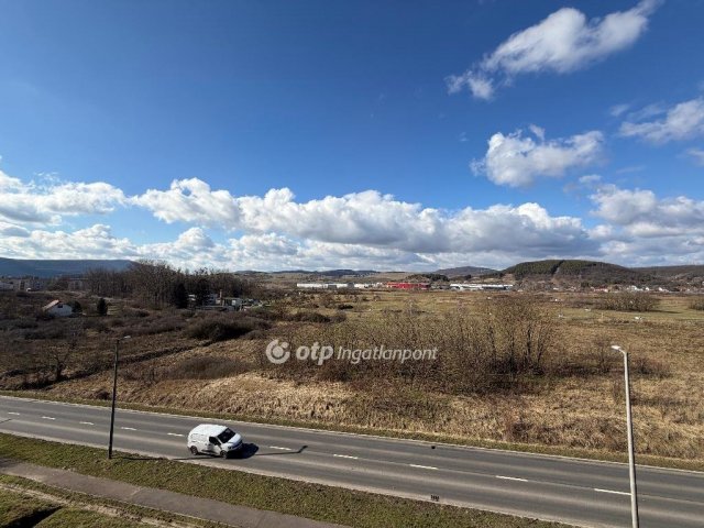 Eladó panellakás, Bátonyterenyén 15.9 M Ft, 2 szobás