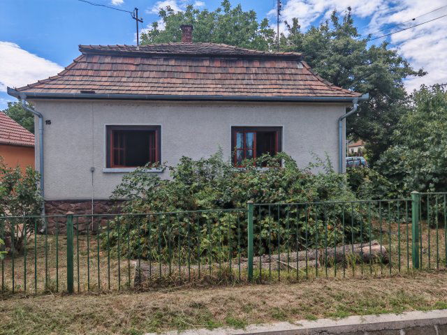 Eladó családi ház, Bátonyterenyén 17 M Ft, 2 szobás