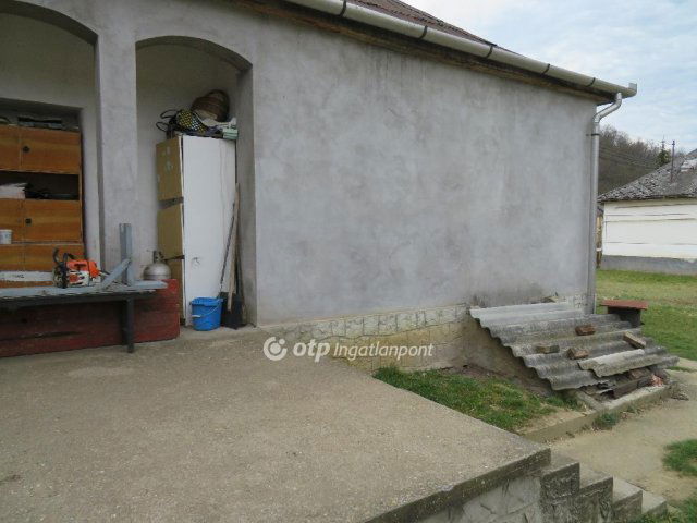 Eladó családi ház, Istenmezején 10.5 M Ft, 4 szobás