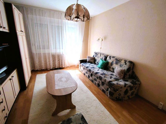 Eladó panellakás, Székesfehérvárott 42.5 M Ft, 2 szobás
