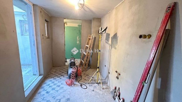 Eladó téglalakás, Budapesten, XX. kerületben 24.9 M Ft, 1 szobás