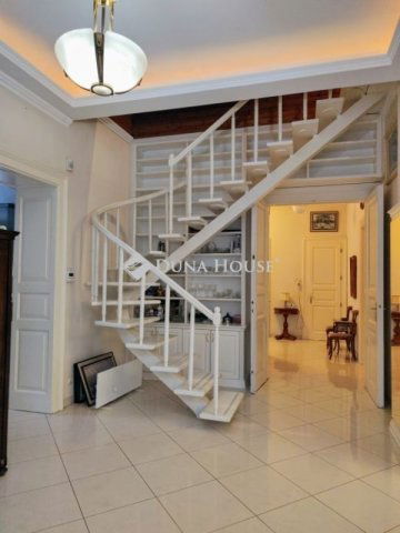 Eladó családi ház, Kecskeméten 149.9 M Ft, 6 szobás