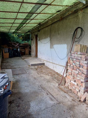 Eladó családi ház, Pilisvörösváron 31.9 M Ft, 2 szobás